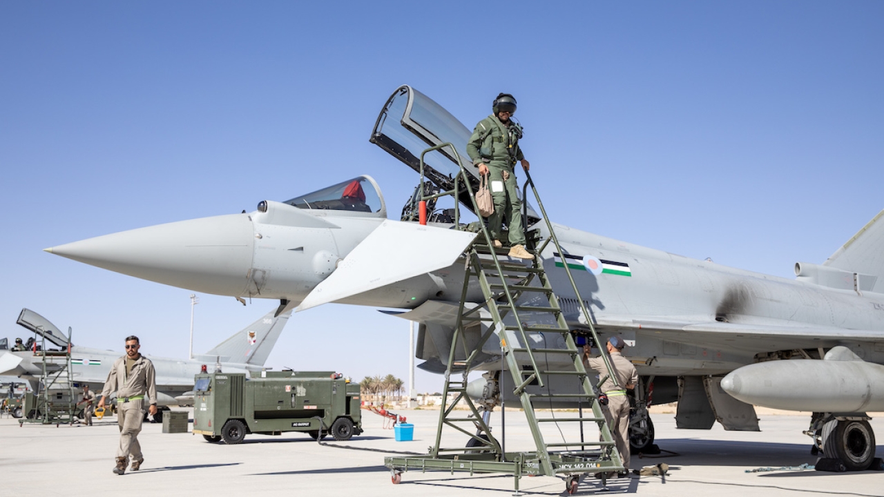 Uk deals air force